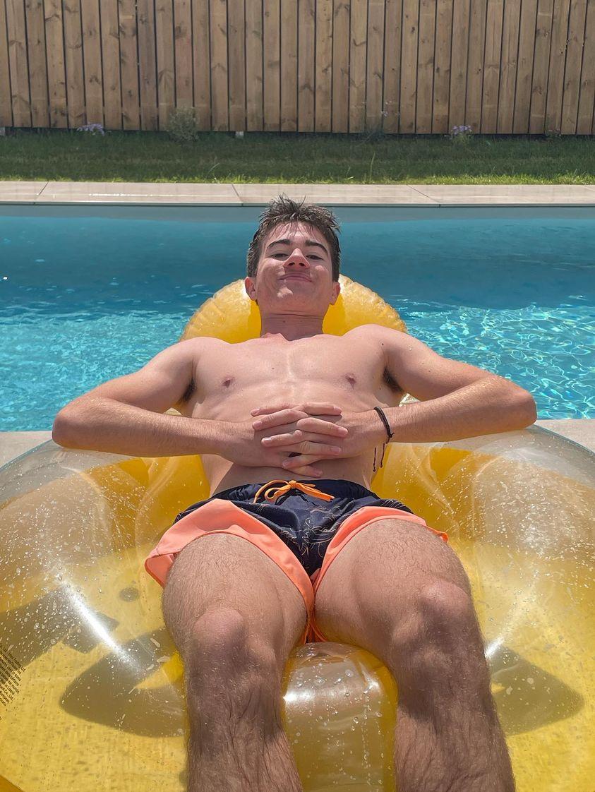 Profil de Mouctar, 21 ans, Sex à Stony Plain