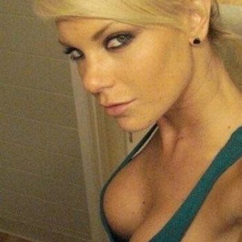 Profil de Chrisly, 35 ans, Sex à L'Île-Dorval