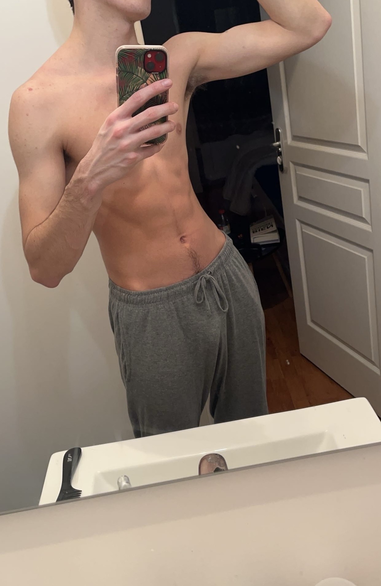 Profil de Symeon, 25 ans, Sex à Rollet