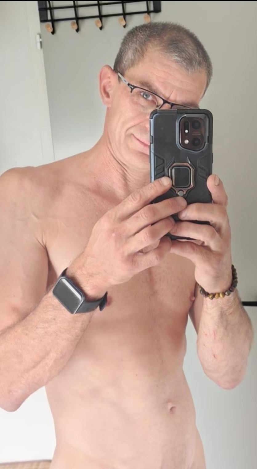 Profil de Mouloud, 53 ans, Sex à Saint-Albert